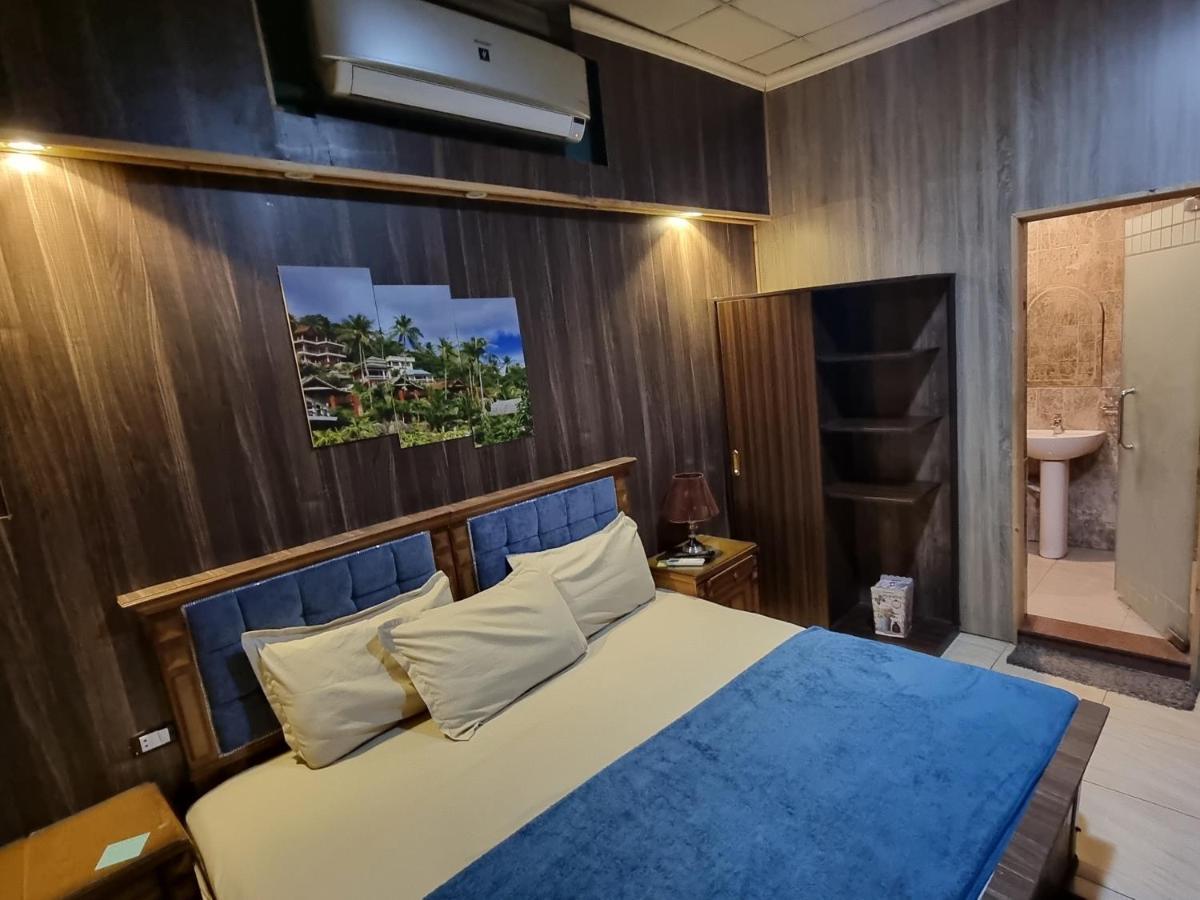Plaza Hostel